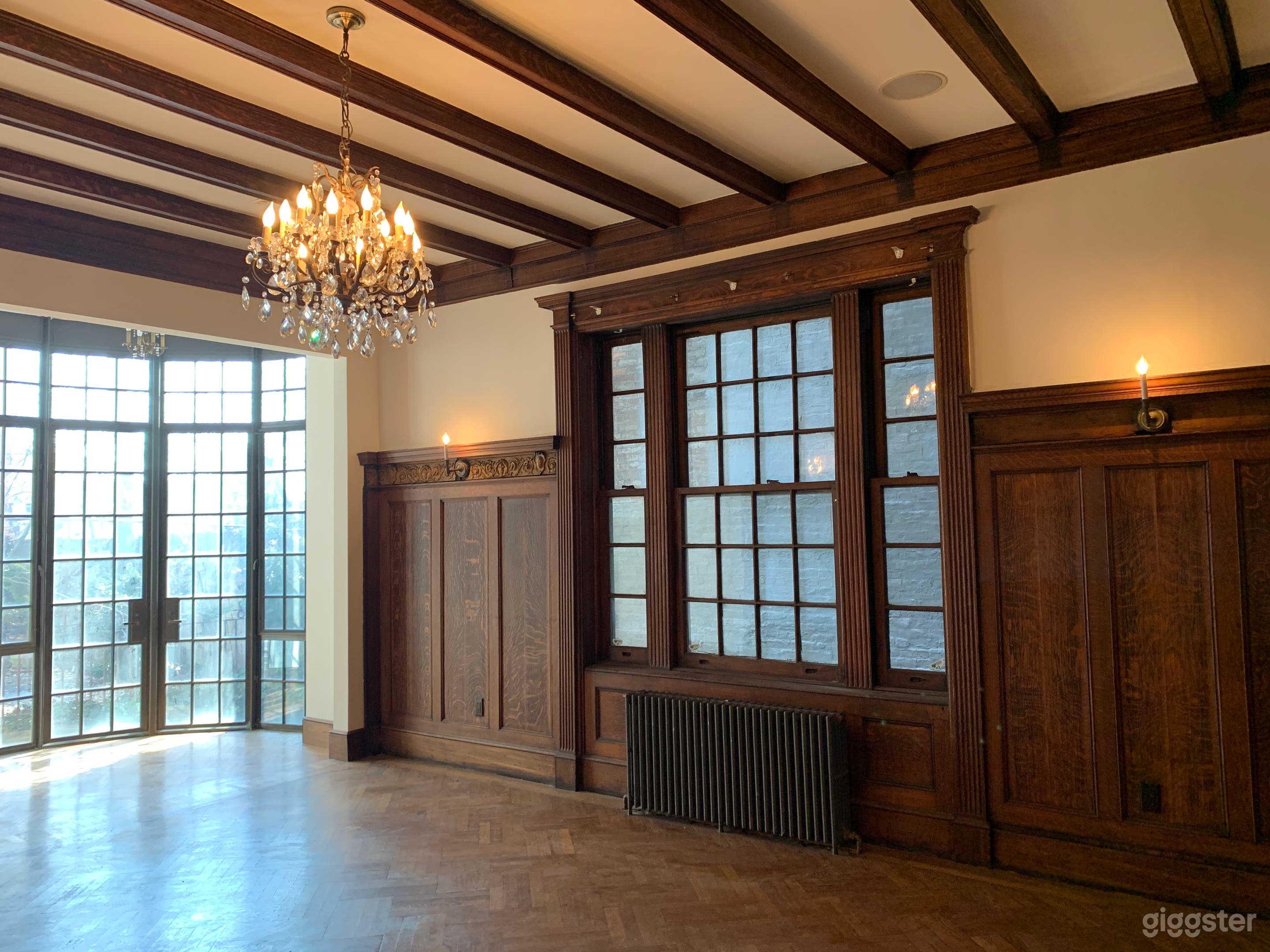 25 ft wide Townhouse for Filming TV/Movie Photo 3