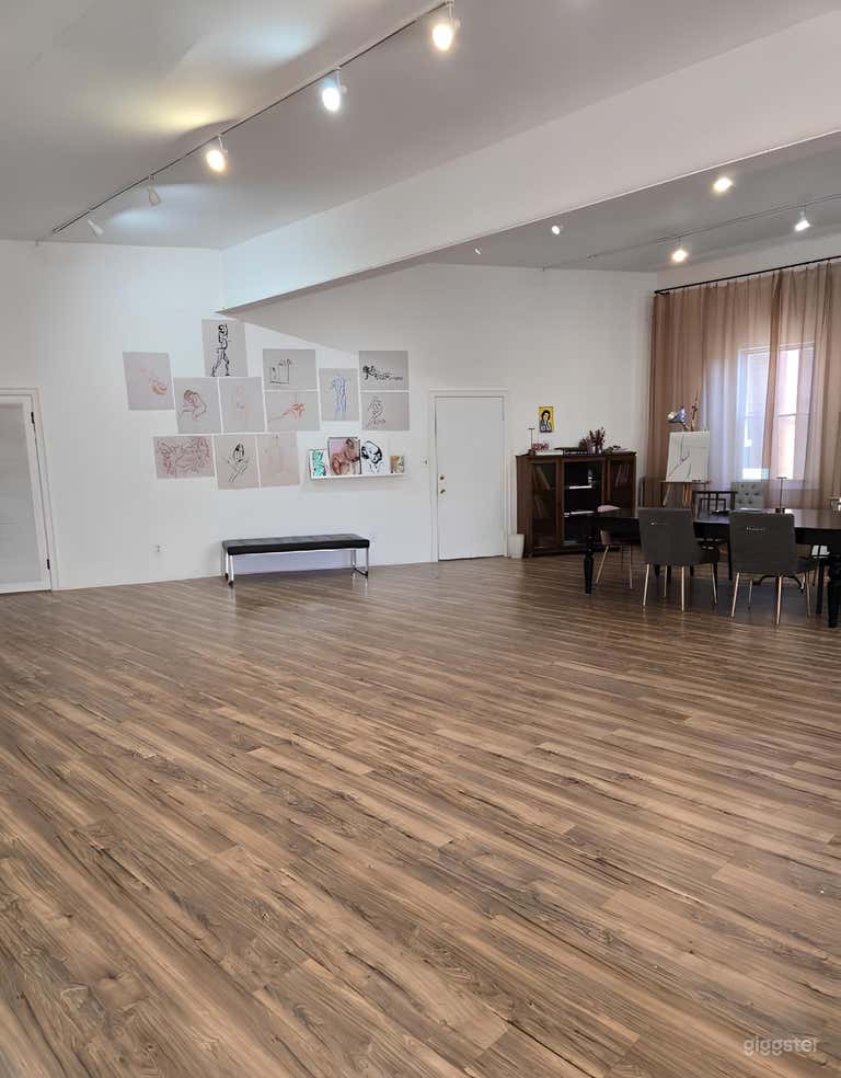  Vibrant Multi-Functional Art Center & Creative Space 