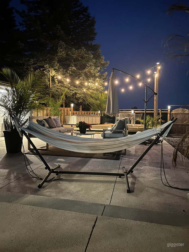 Relaxing Backyard Retreat with Field views 