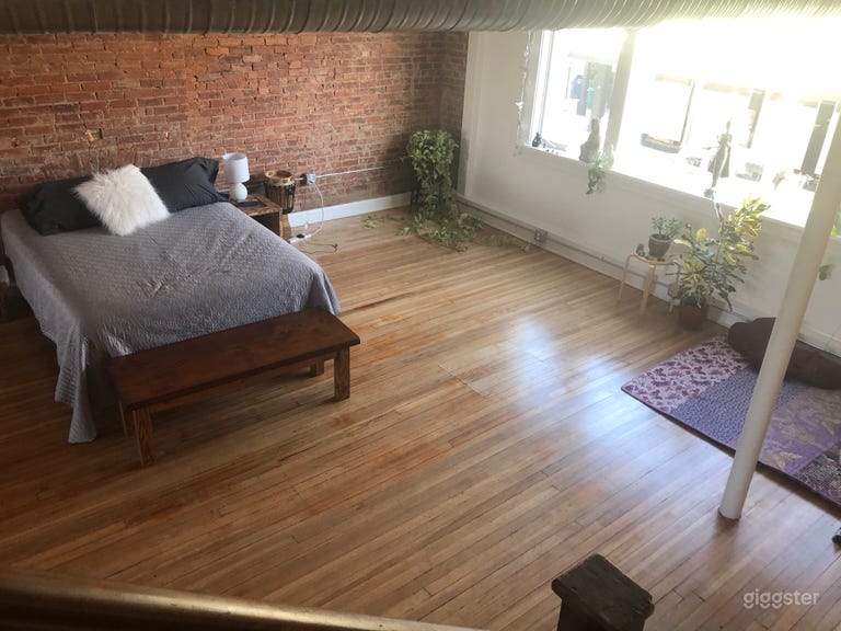  Bright Studio in Kingston 