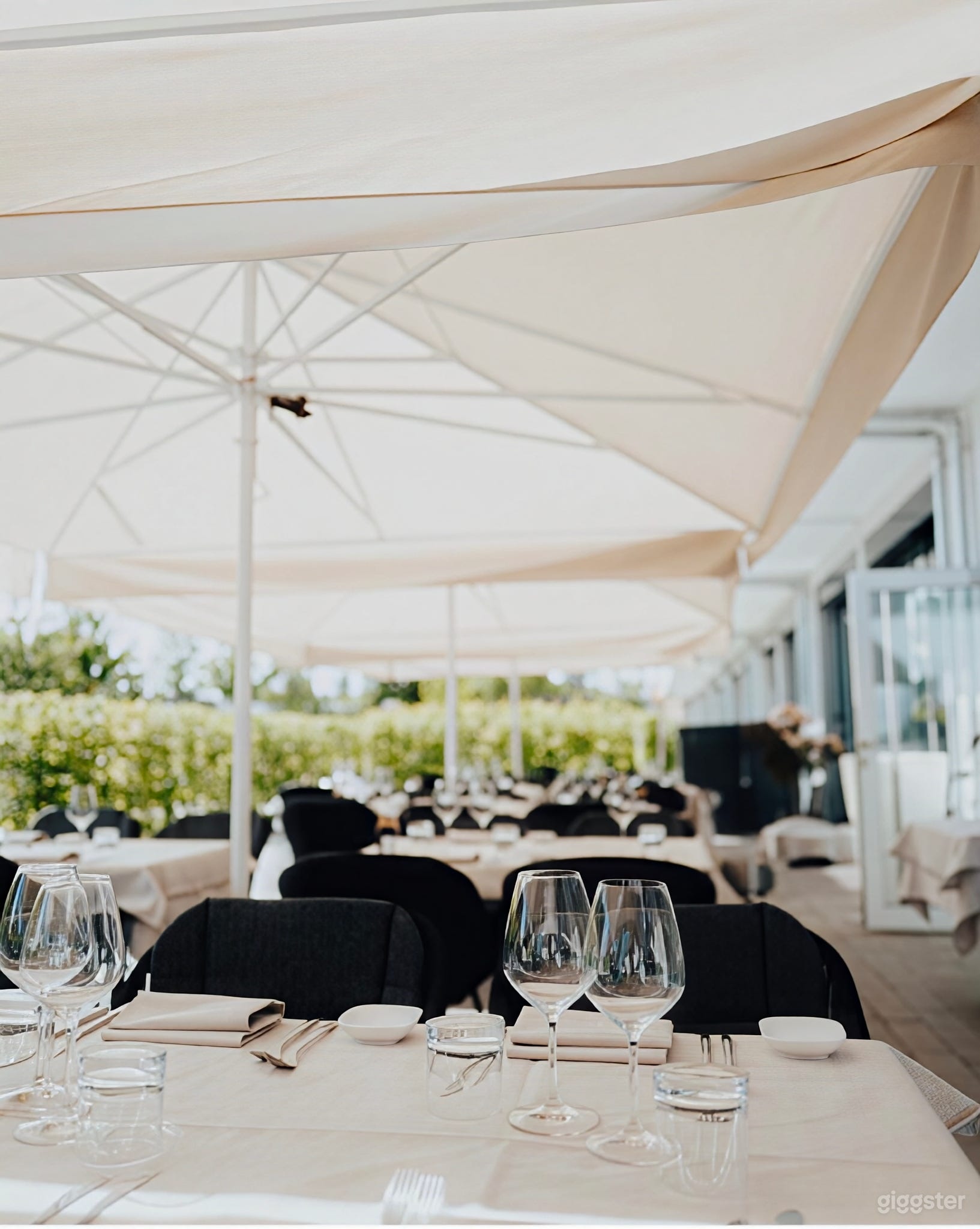 Exklusive Anmietung des eleganten italienischen Restaurants Foto 4