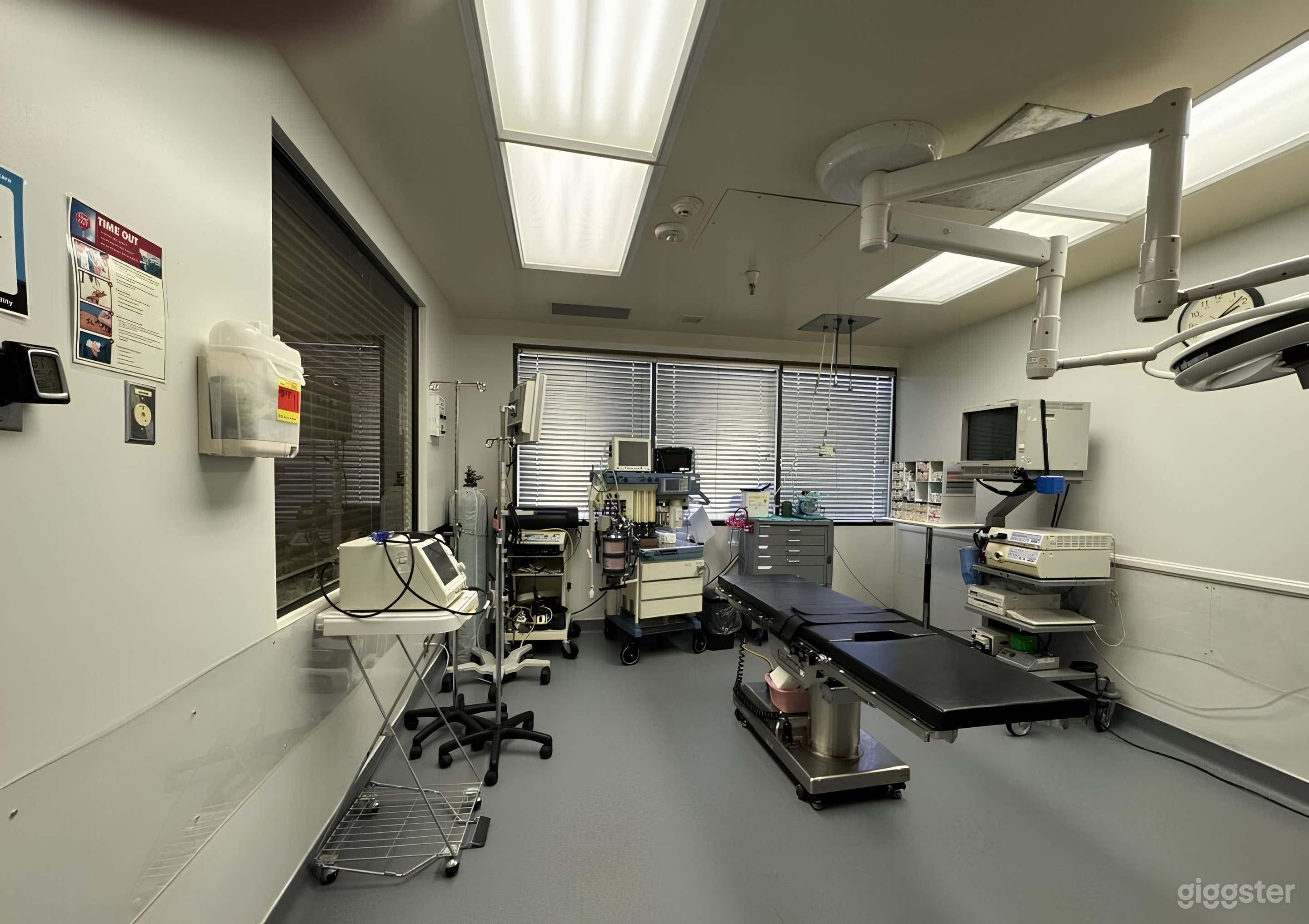 State-of-the-art Operating Room Photo 2