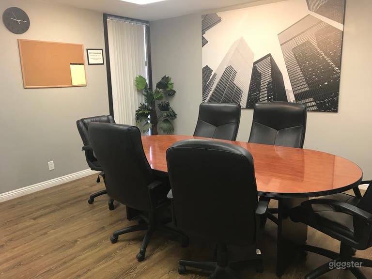  Conference Room for Meetings and Casting Calls 