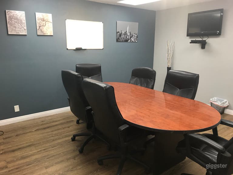  Conference Room for Meetings and Casting Calls 