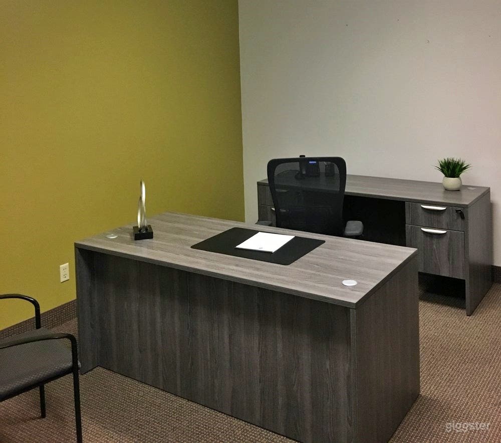 Small Conference Room in Preston Grove Photo 4