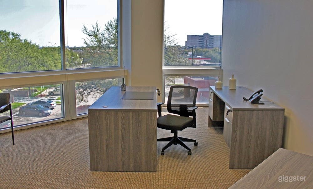 Small Conference Room in Preston Grove Photo 3