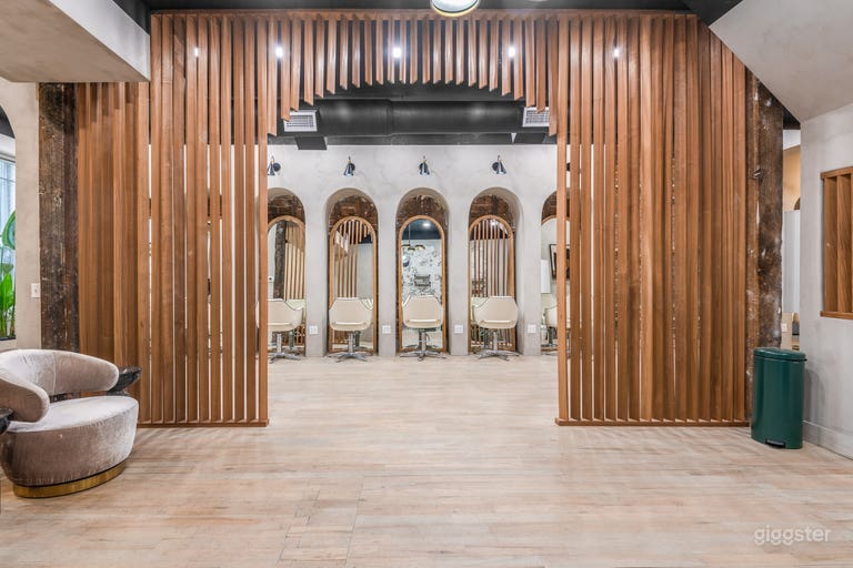  Authentic Brooklyn Hair Salon for Film & Beauty Shoots 