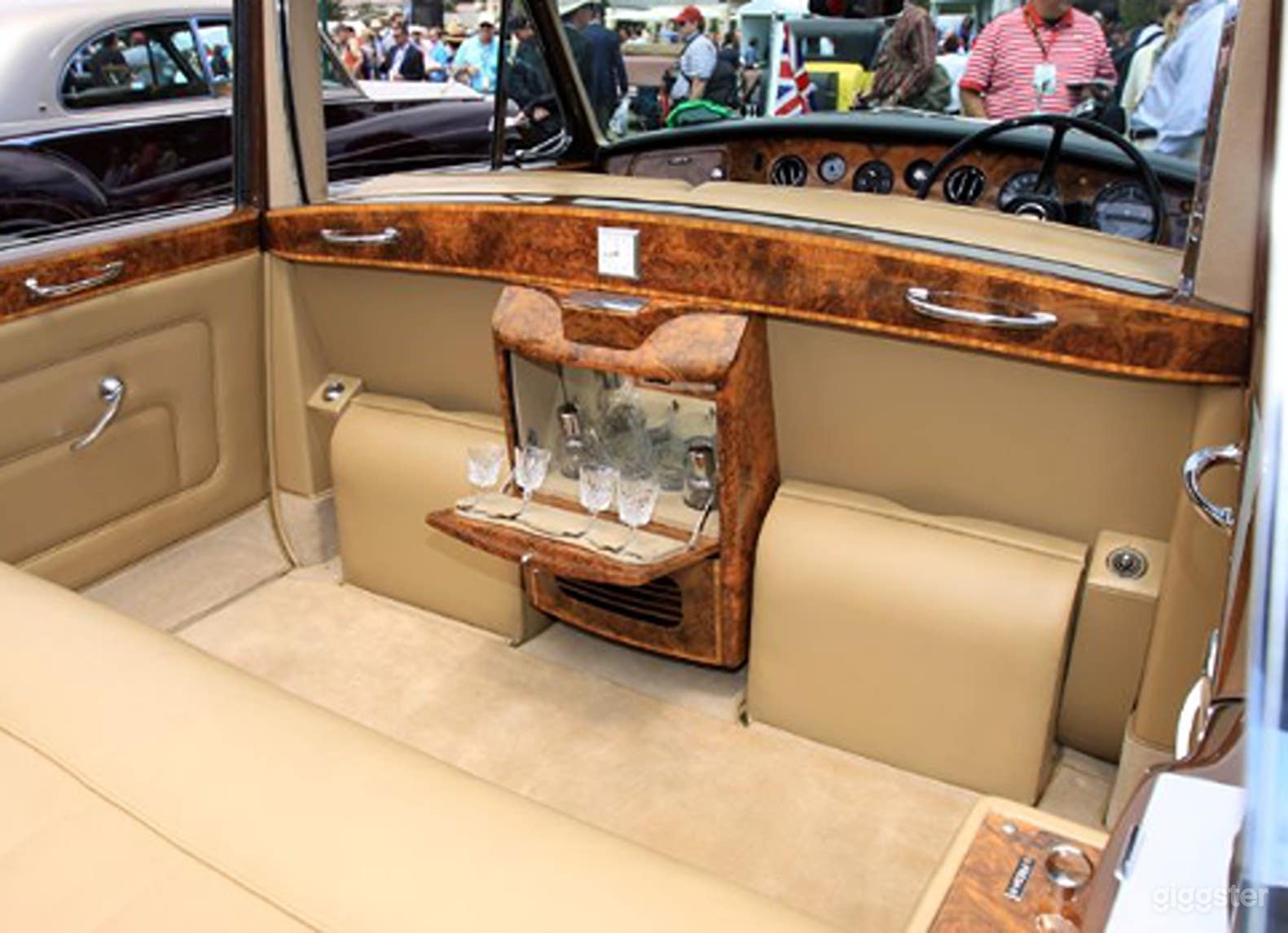 Classic And Iconic Rolls-Royce Photo 3