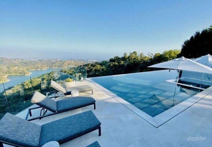 Gated Bel-Air Infinity Pool with Jetliner Views Photo 1