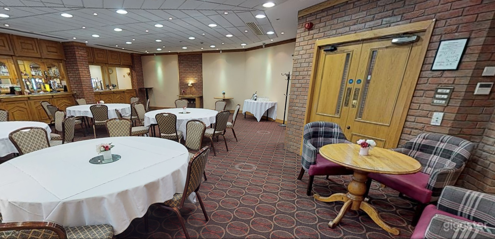 Warwick Meeting Room Photo 2