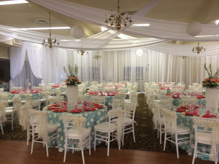  Near Downtown, Meeting/Dining Hall with Stage/Bar 