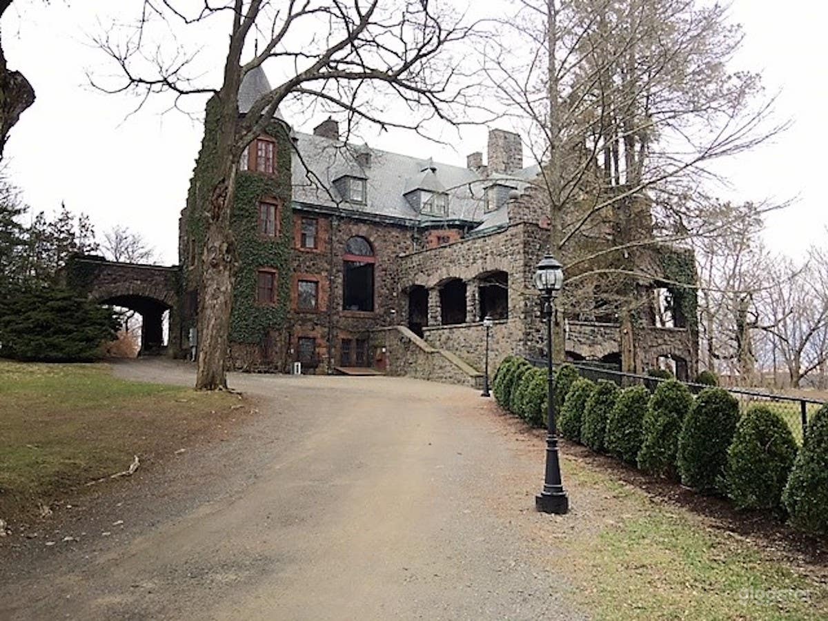 Incredible 19th Century Beaux-Art Style Castle Photo 1