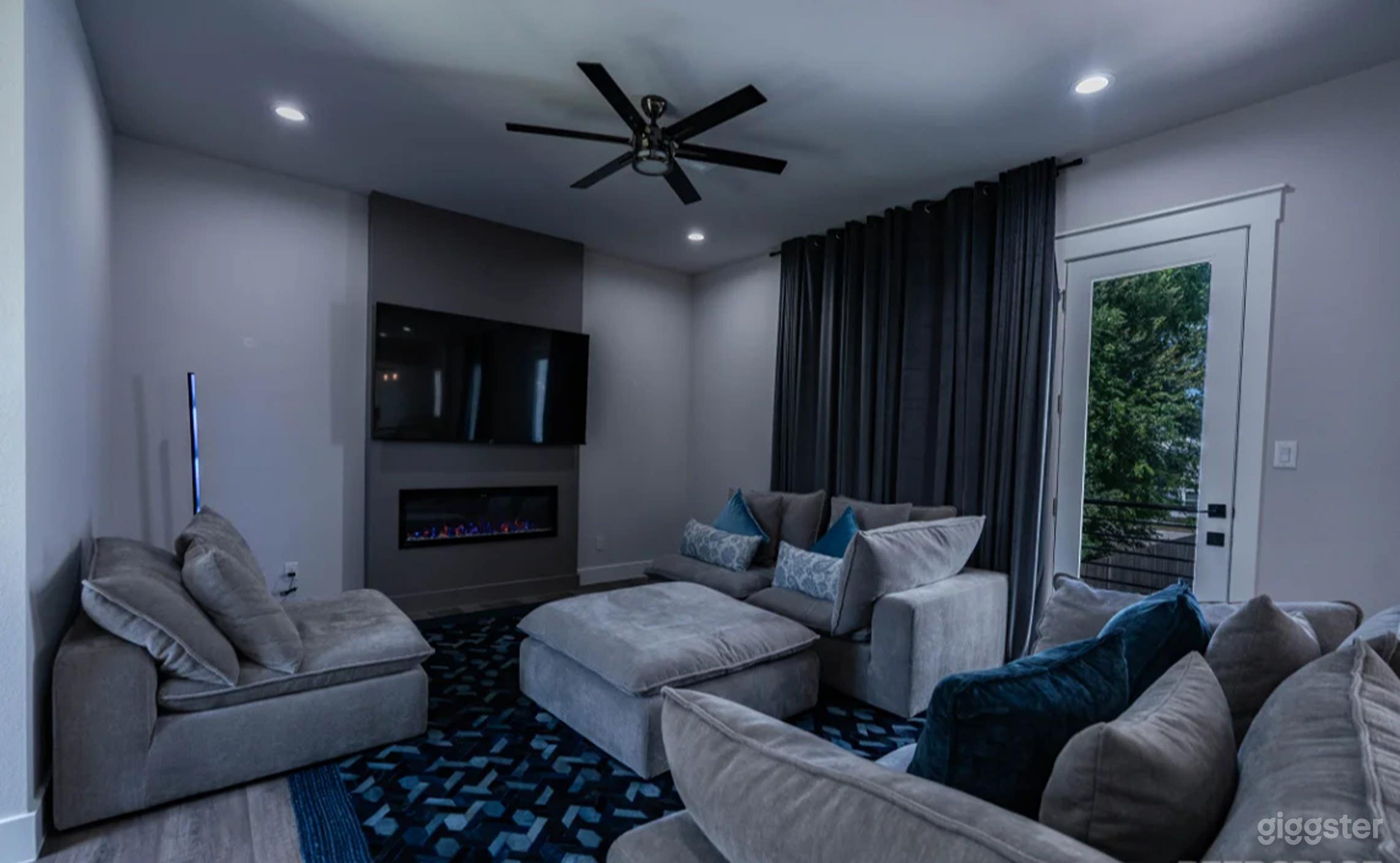 Midtown House with multiple rooms Photo 2