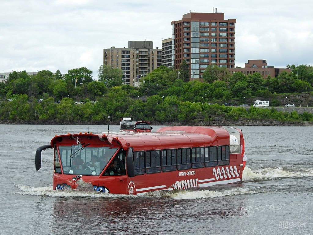 Unique Amphibus in Ottawa Photo 1