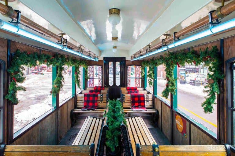 Unique Amphibus in Ottawa Photo 2