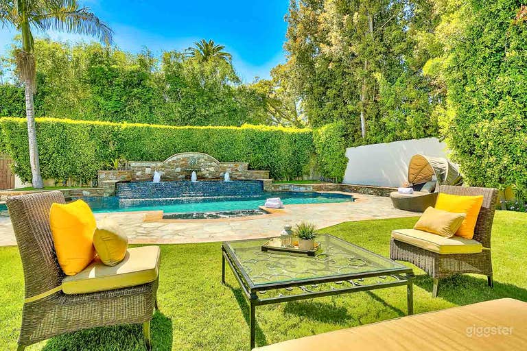  Beverly Hills luxury Mansion 