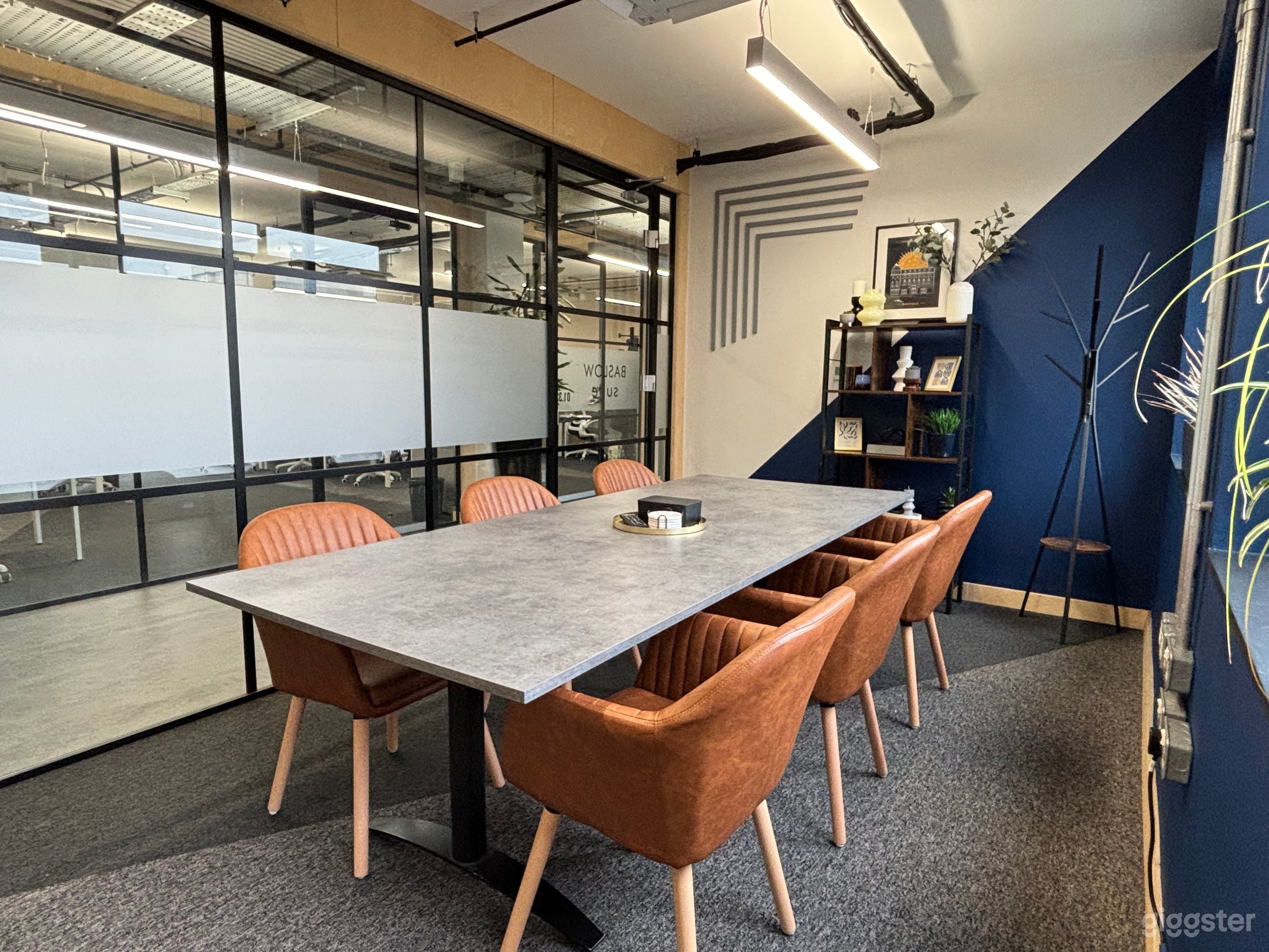  The Baslow Suite Photo 4