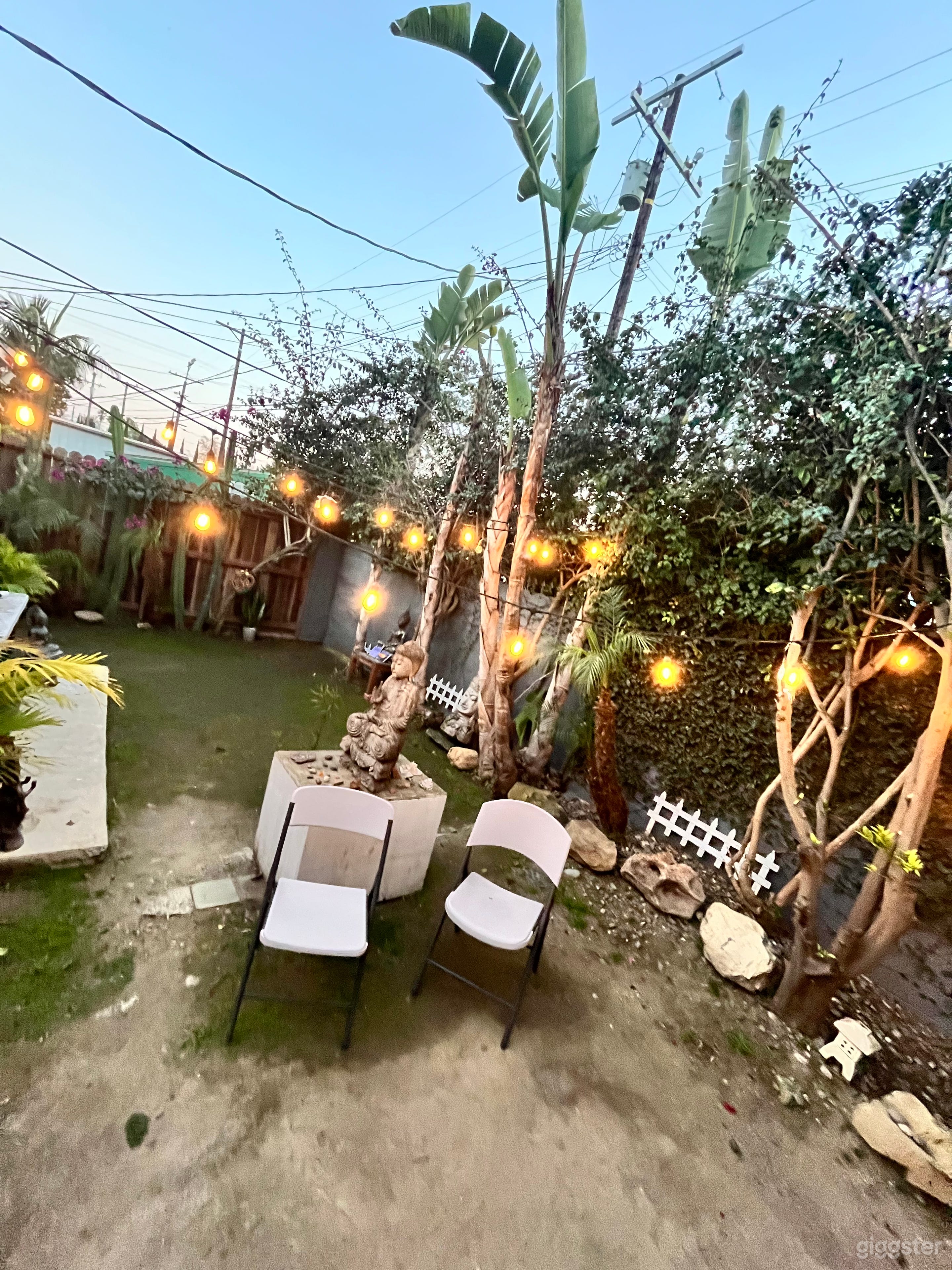 Outdoor Lounge Near Creek/LAX Photo 4