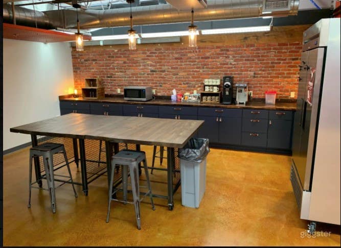 Large Industrial Barn Theme Open Co working space- Full Access Photo 2