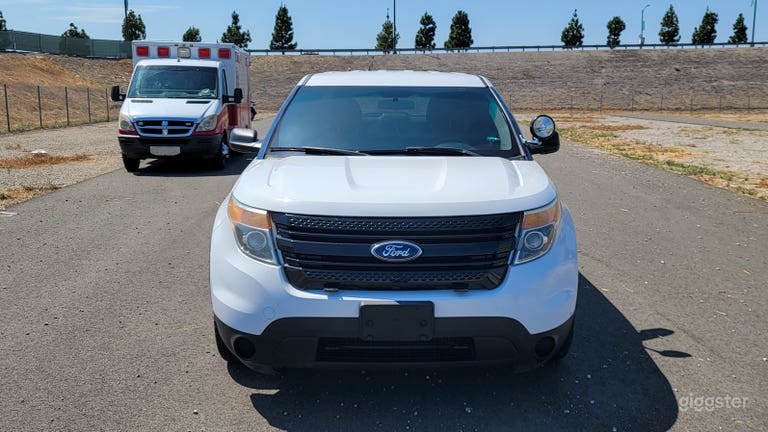  Police Car / Fire Chief SUV 