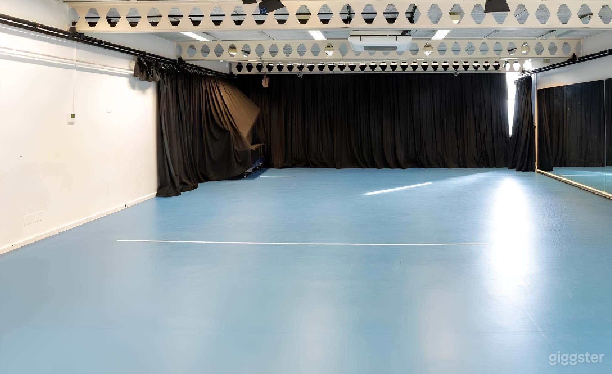 Dance Studio - Holloway  Photo 4