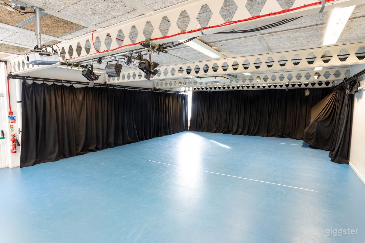 Dance Studio - Holloway  Photo 1