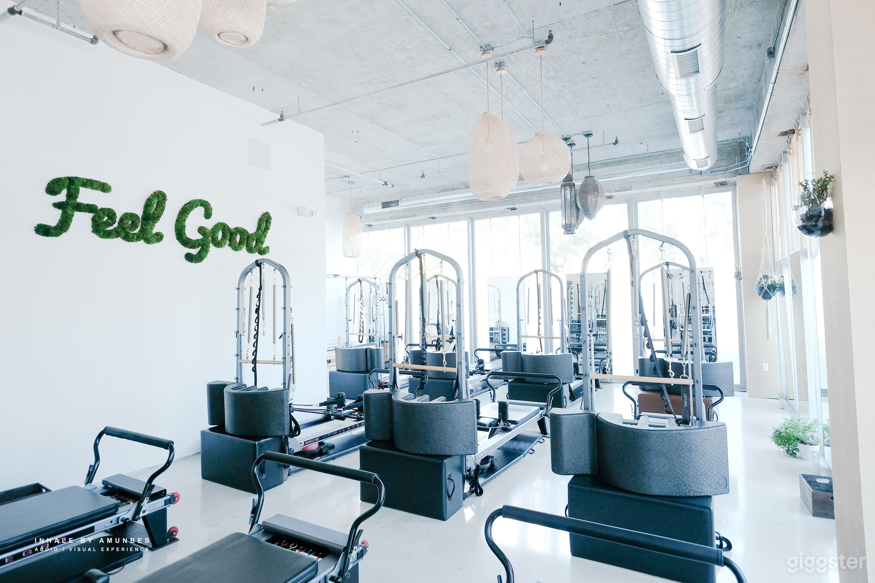 Video/Photo- Beautiful lofty workout space Photo 1