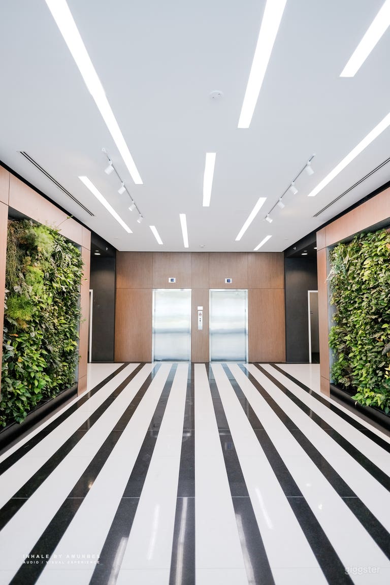  Video/Photo- Beautiful lofty workout space 