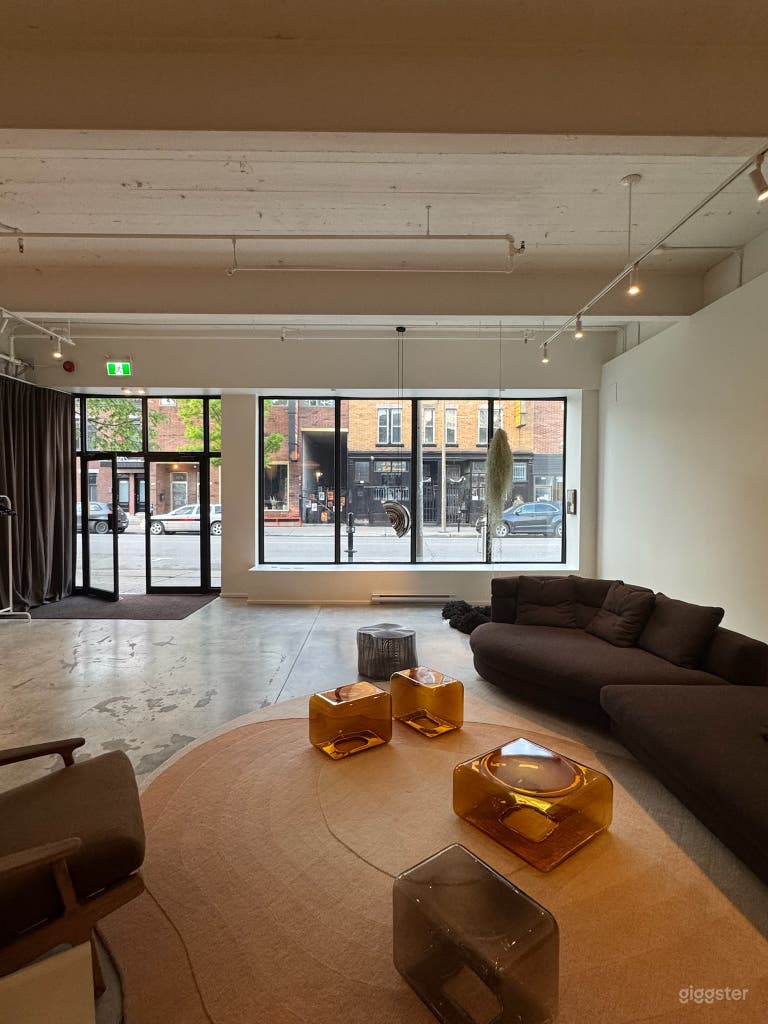  Elevated Gallery Studio 
