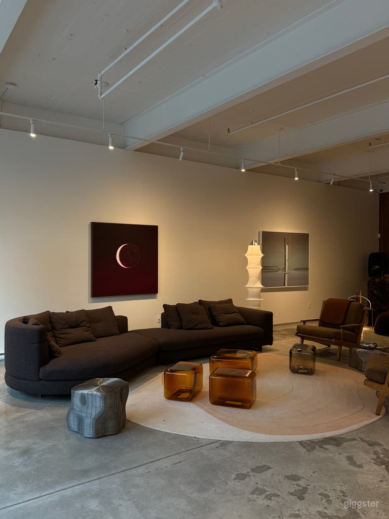  Elevated Gallery Studio 