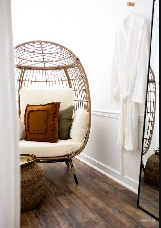  Unique Cafe and Spa Rental in Alexandria 