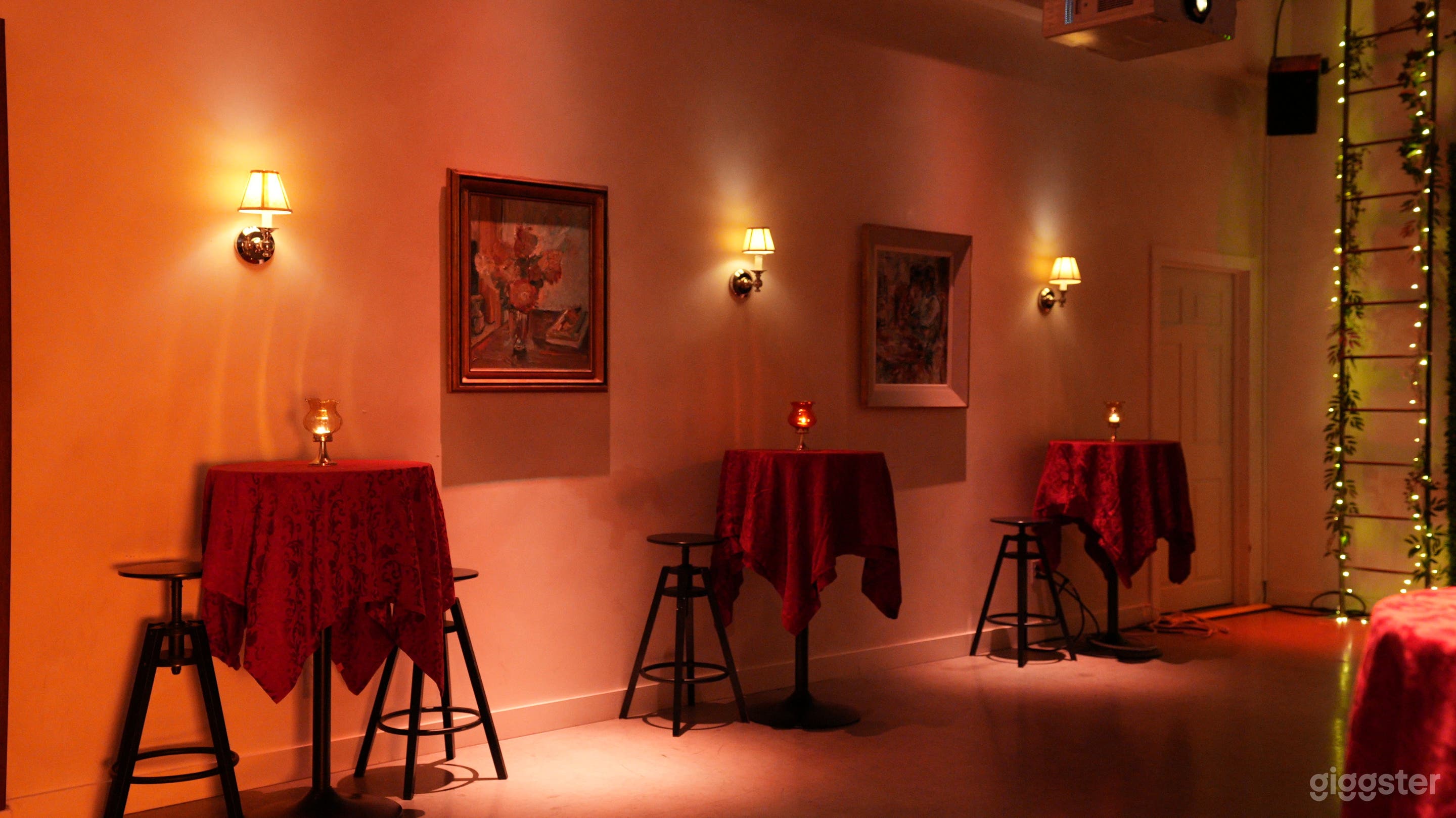 Private Event Space / Espace privé pour événements et soirée Photo 3