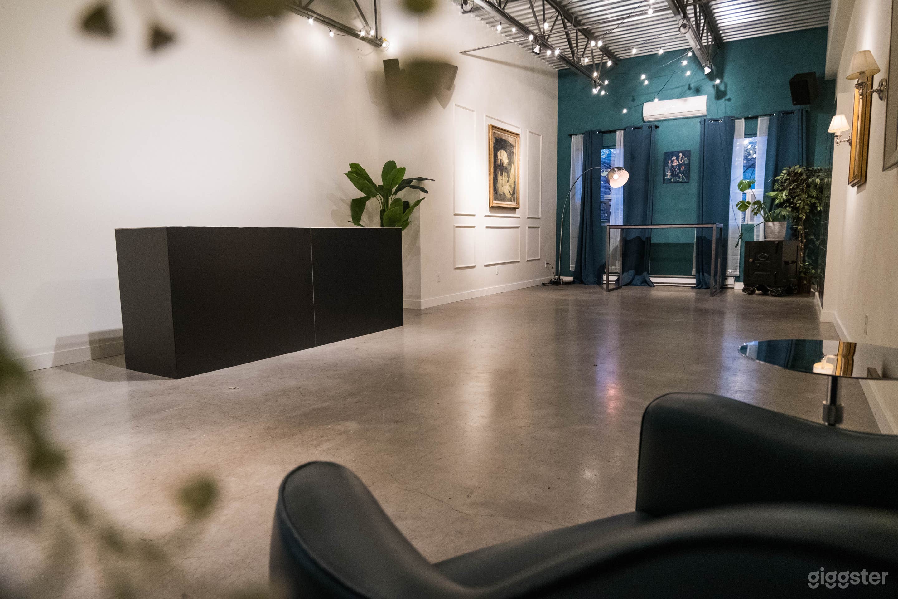 Private Event Space / Espace privé pour événements et soirée Photo 2