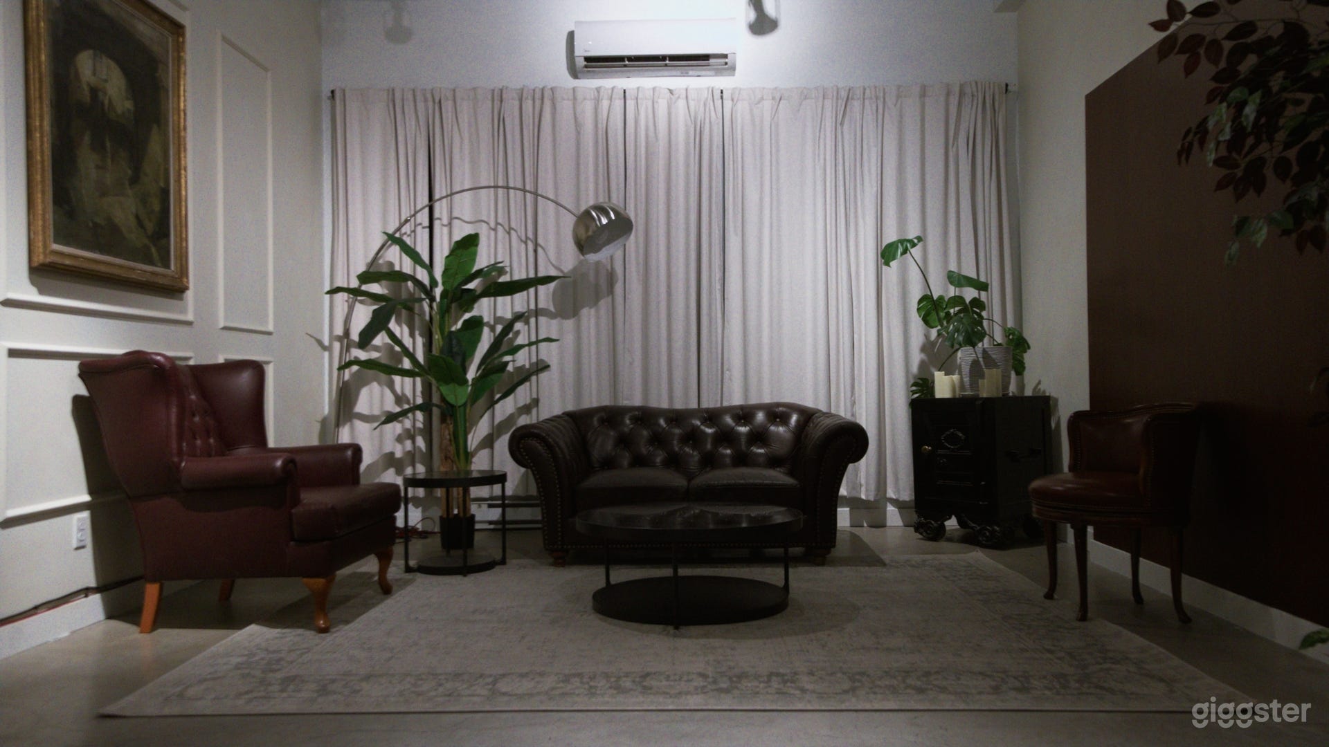 Private Event Space / Espace privé pour événements et soirée Photo 3