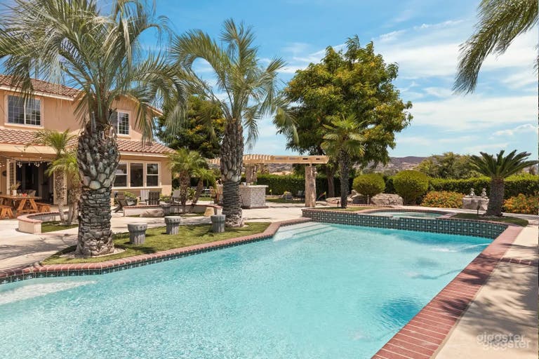  Villa Verdot | Palm-Lined Pool 