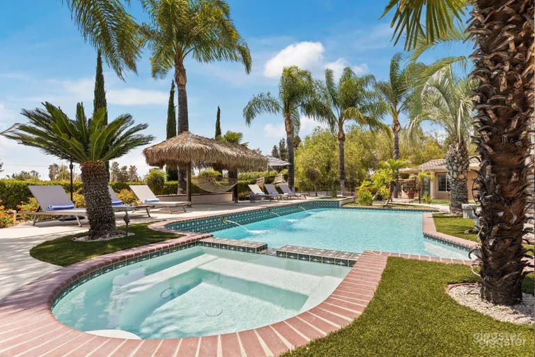  Villa Verdot | Palm-Lined Pool 