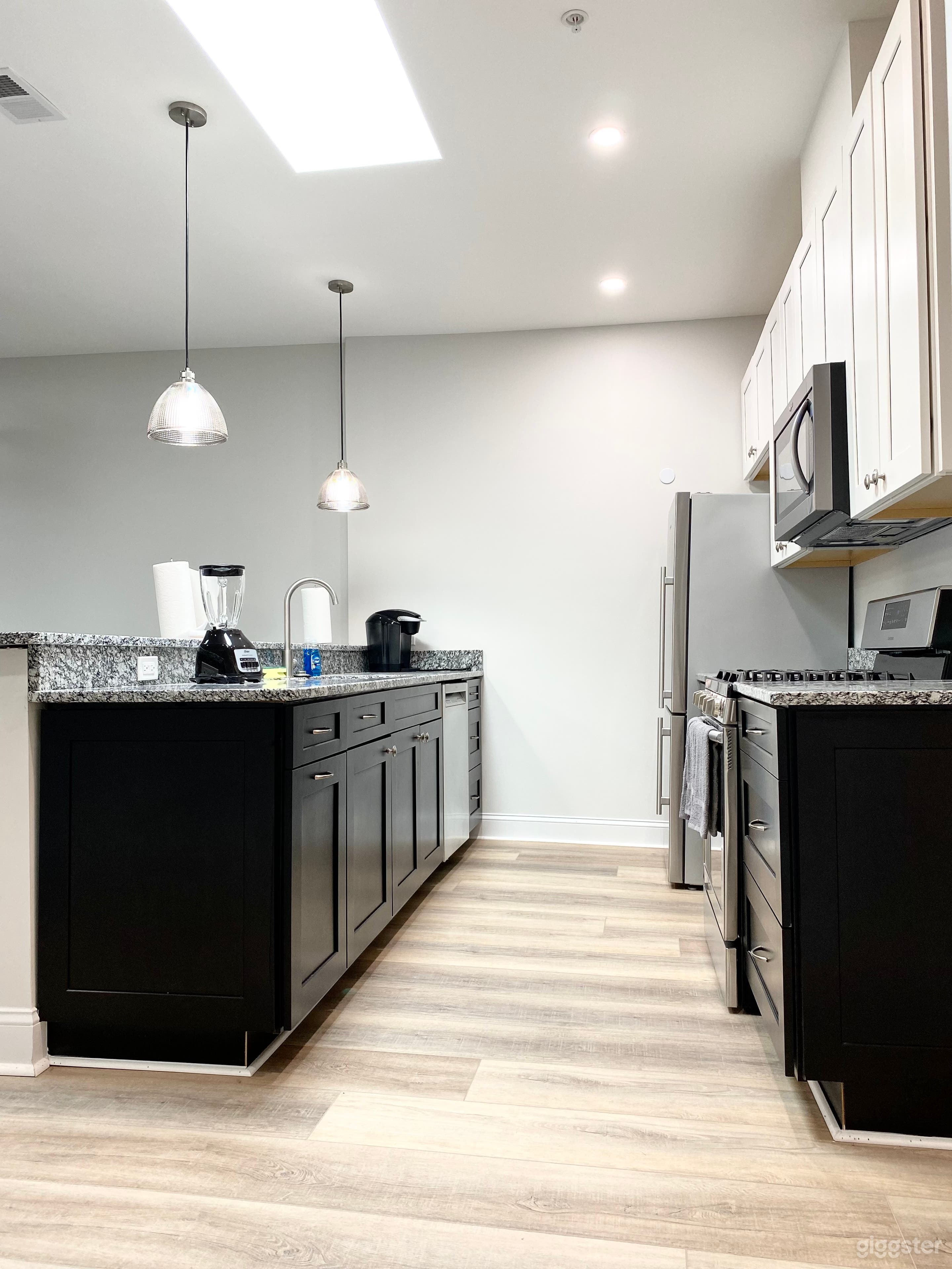 Unique Modern skylight Loft with Multiple Backdrop Photo 1