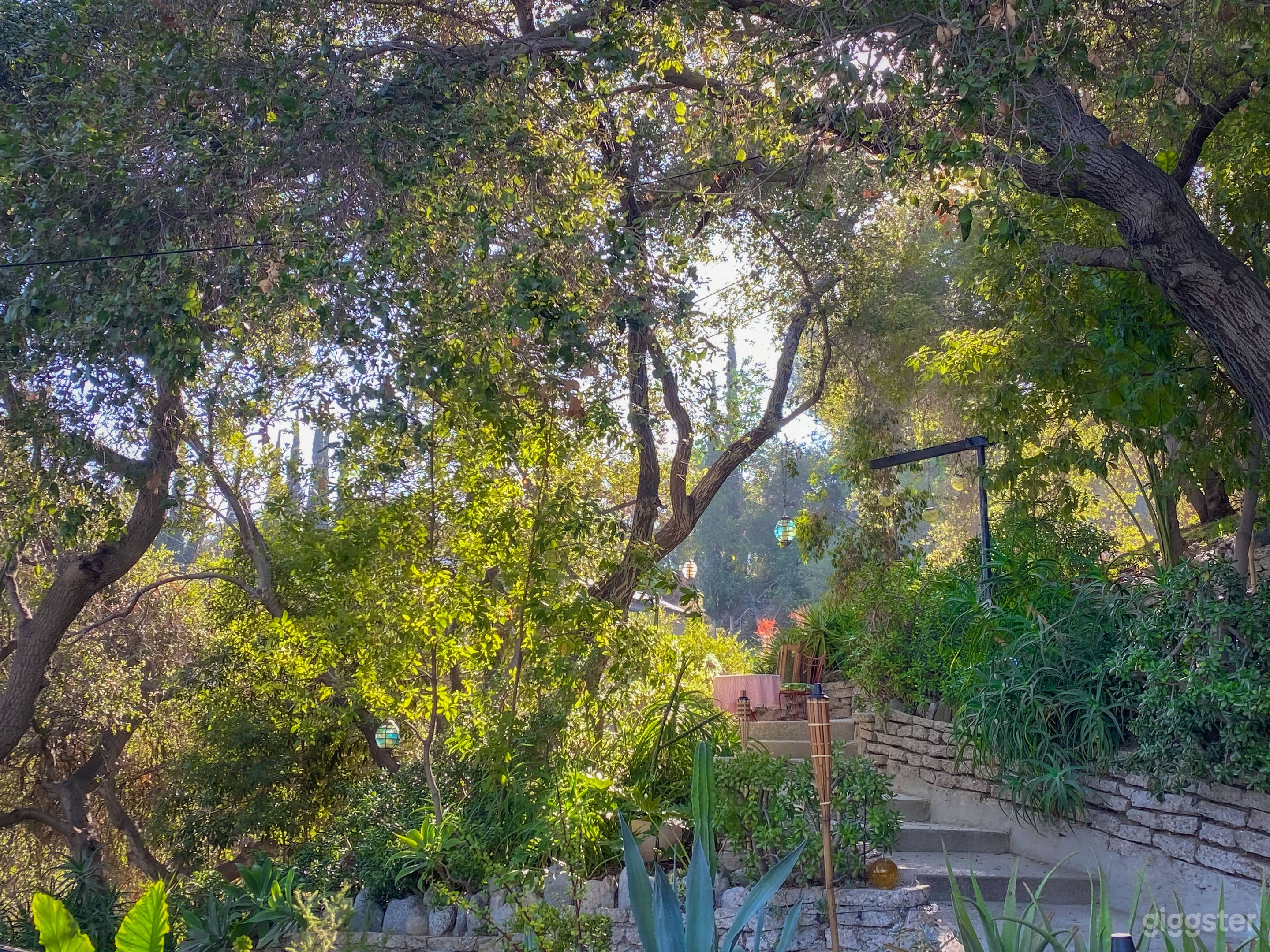 walkway between lower, middle and upper patios/nooks