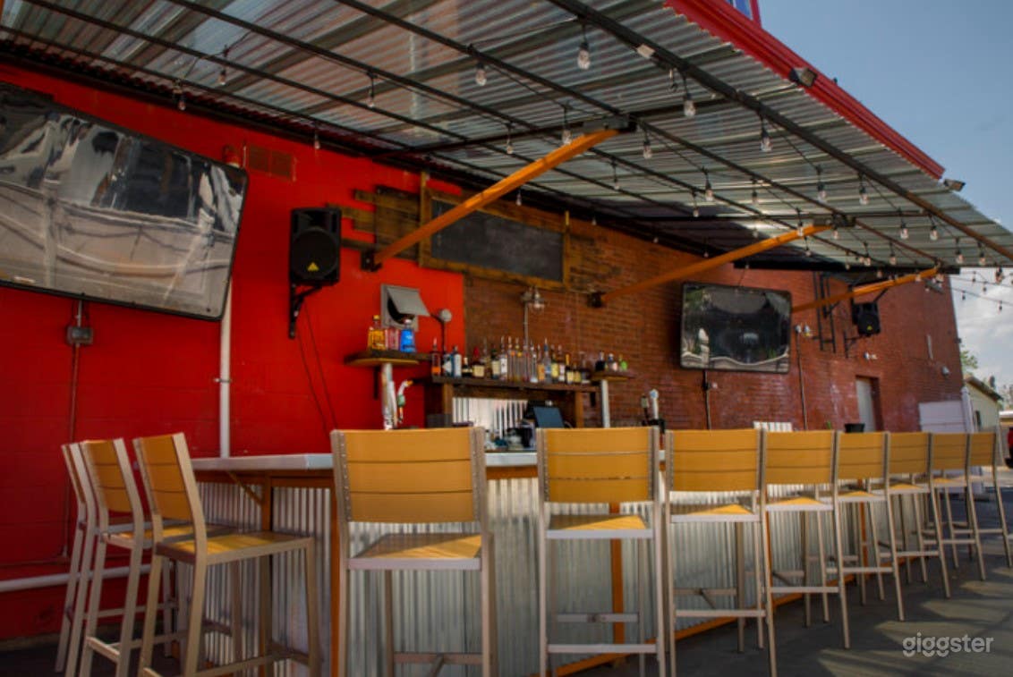 Bright and Chill Outdoor Patio in Providence Photo 2