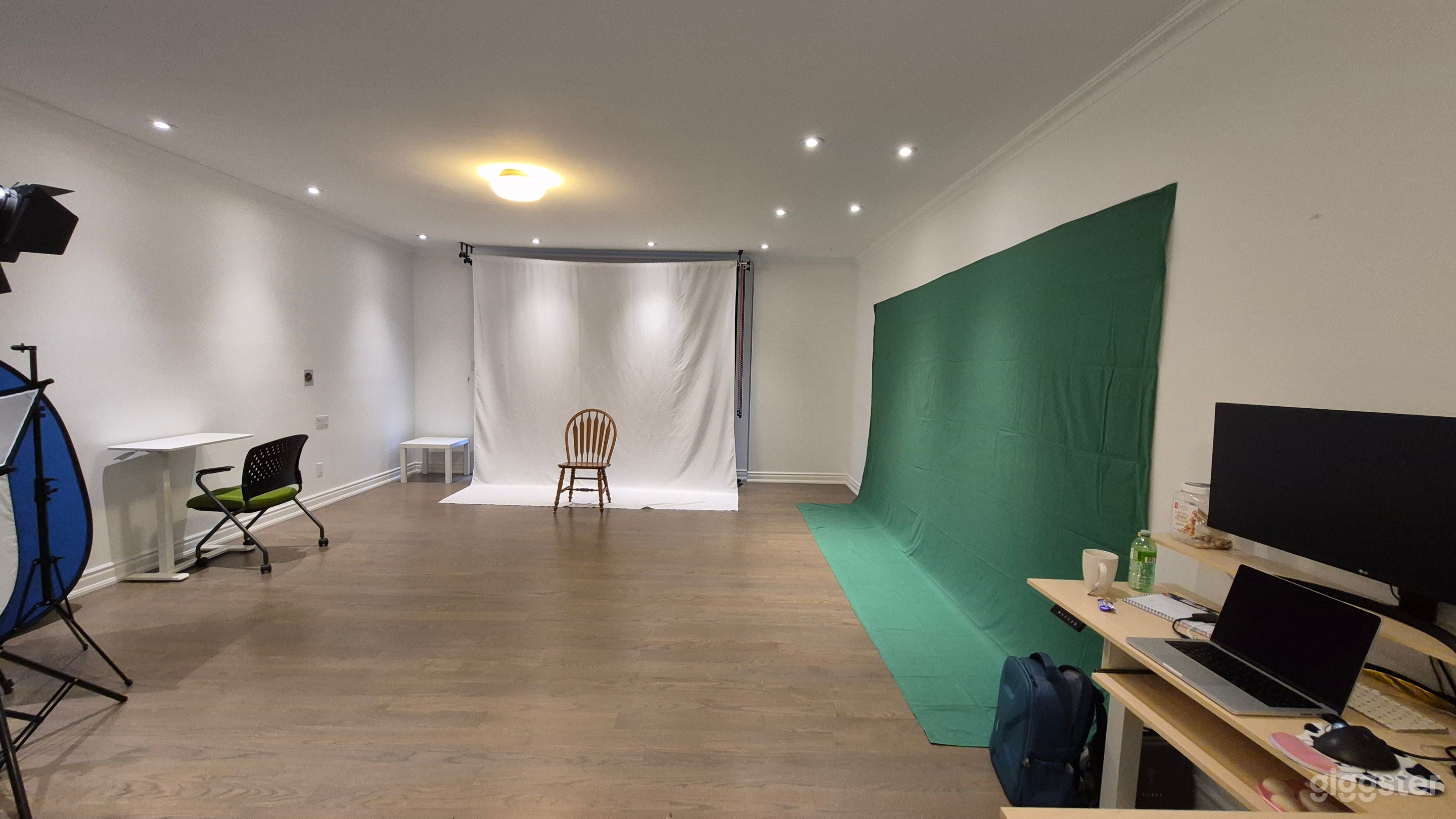 Versatile Photography Studio in Markham Photo 1