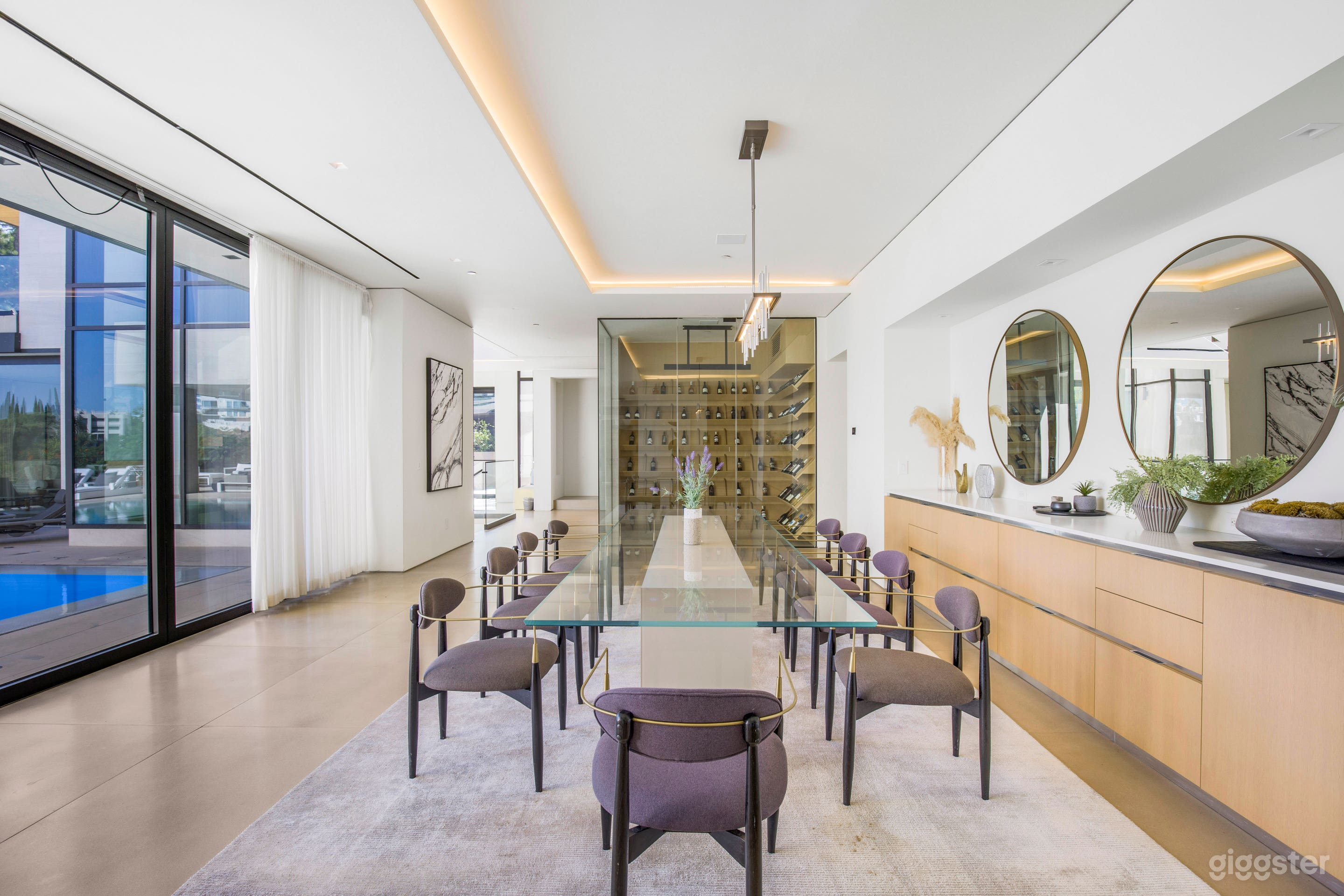 SWALLOW SANCTUARY GOLDEN HOUR MODERN Photo 4