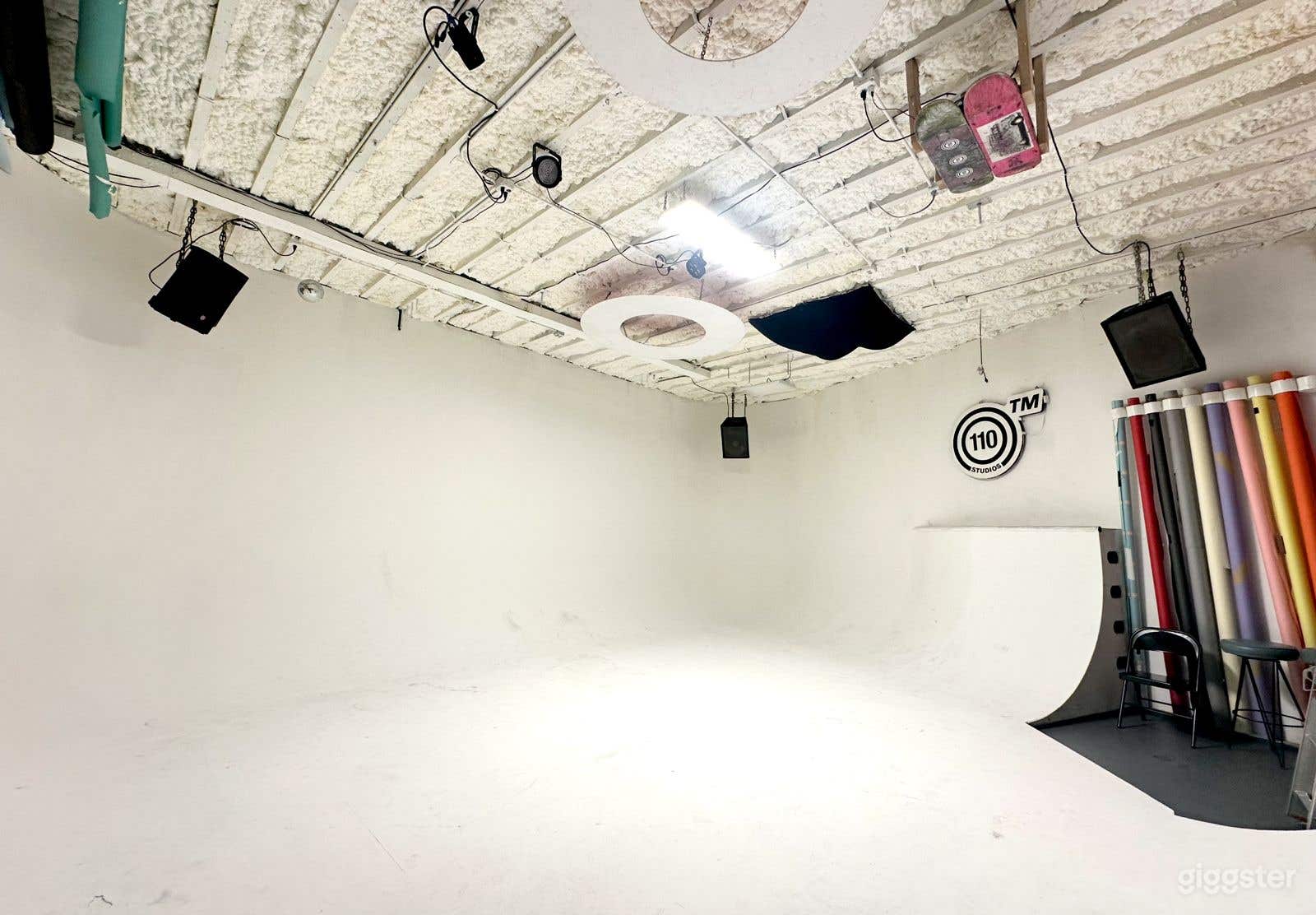 110 Studios: 1,500 Sq Ft, Production Studio, Rideable Cyc Photo 1