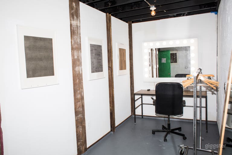  Production Film Studio// Skateable cyc! 