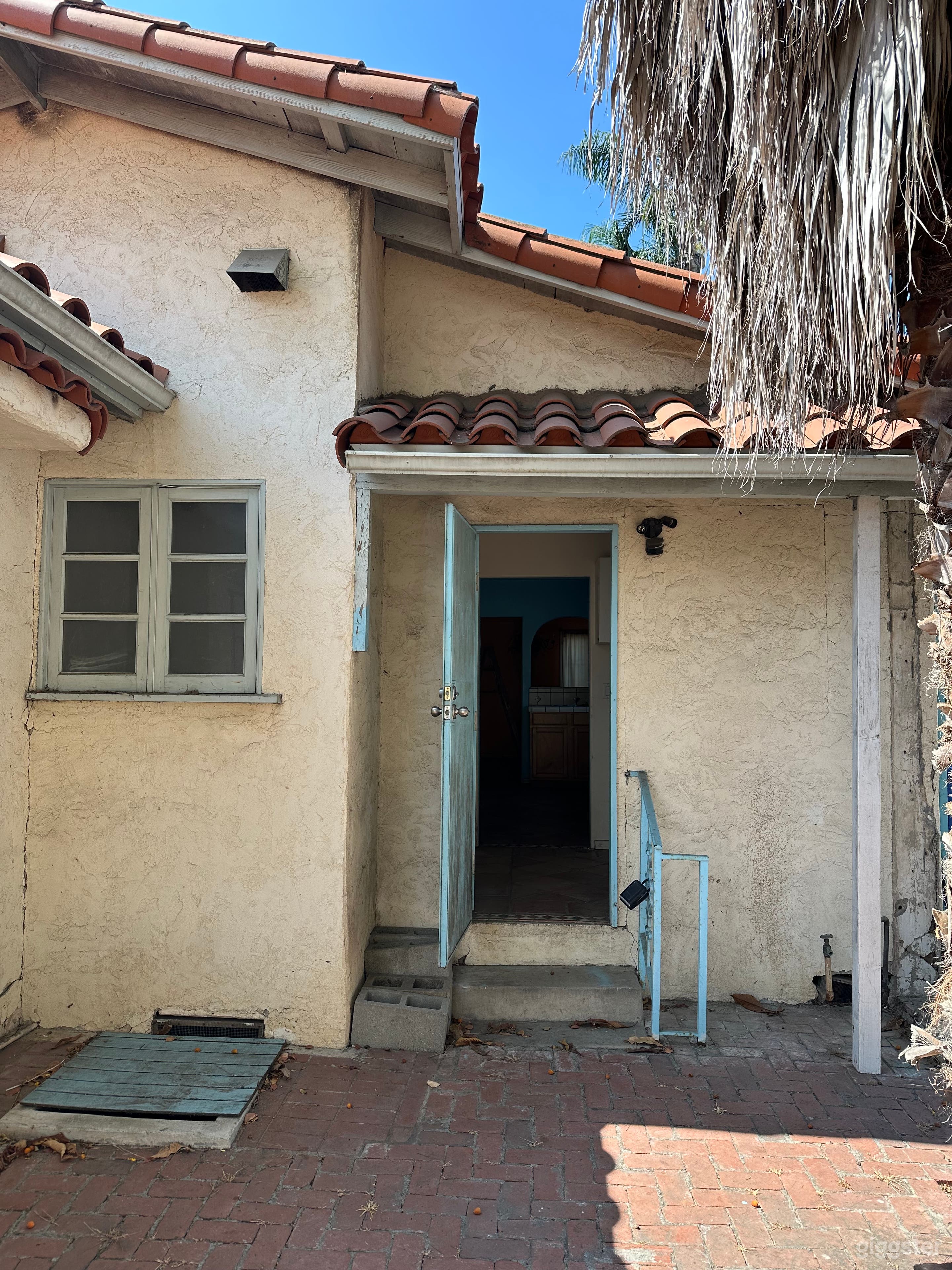 Spanish Fixer Upper Photo 2