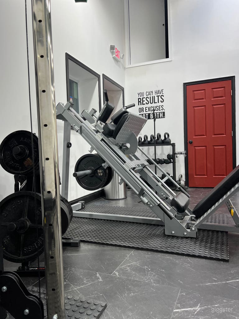  Spacious Baltimore Gym for Video Shoots, Classes, and Events 