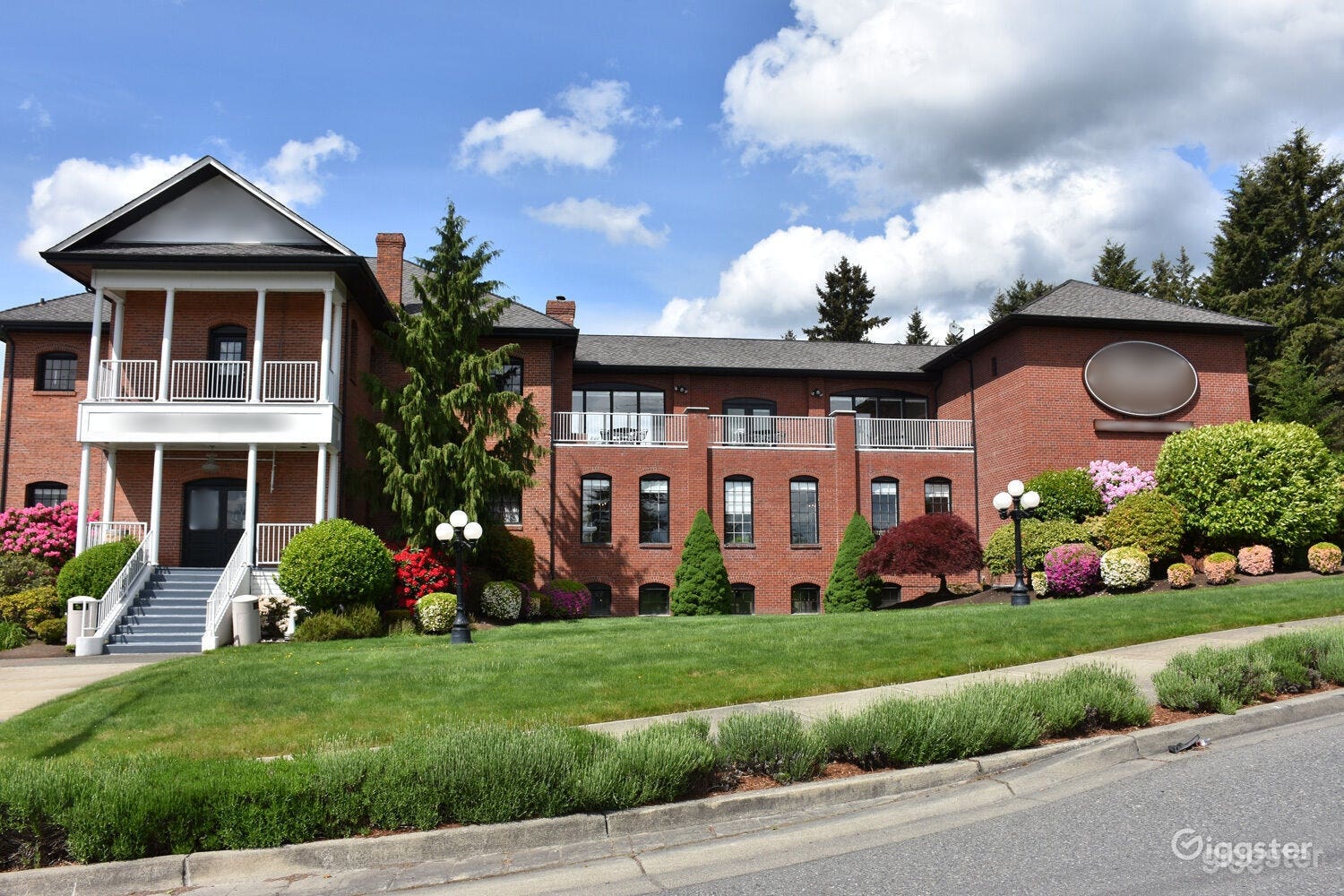 Community Schoolhouse Photo 1