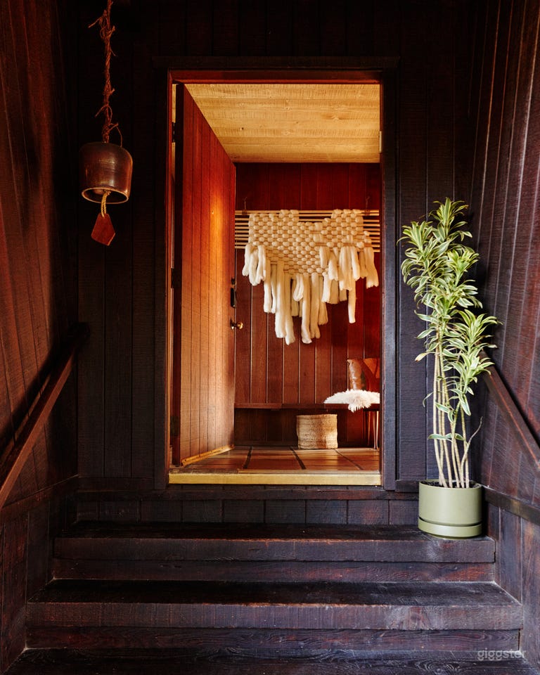  Topanga A-Frame:70’s Vibe with a Heavenly View/Spa 