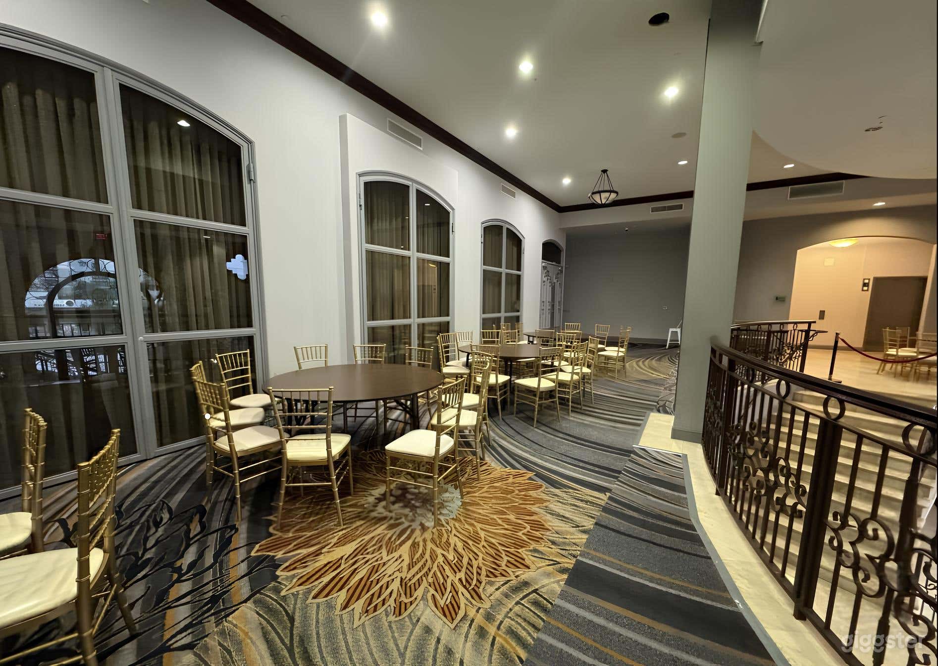 Elegant Mezzanine for Productions Photo 1