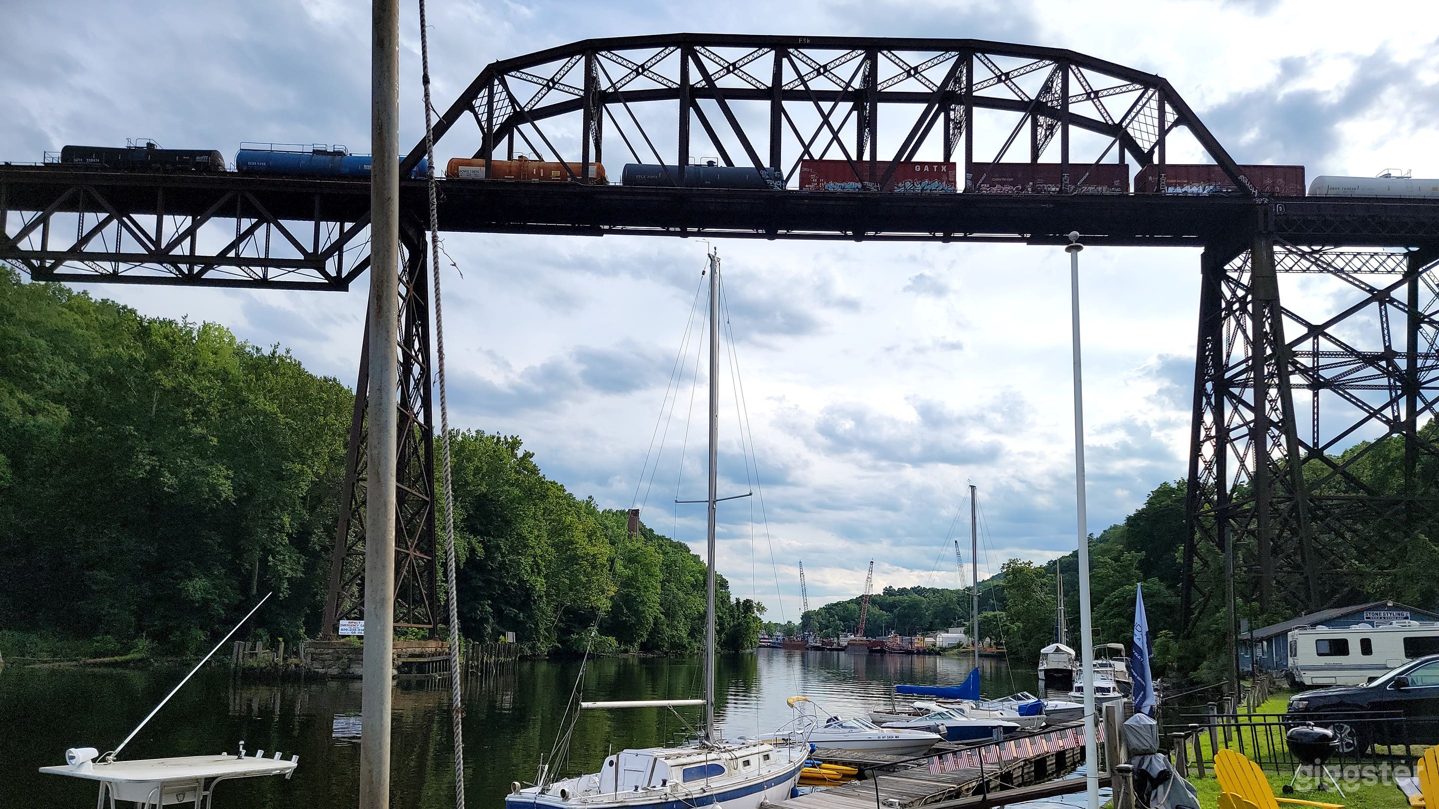 Rustic Marina on Rondout Creek - Kingston NY Photo 4