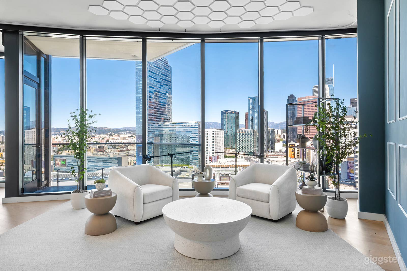 Stunning DTLA Production & Podcast Studio- Studio A Photo 2